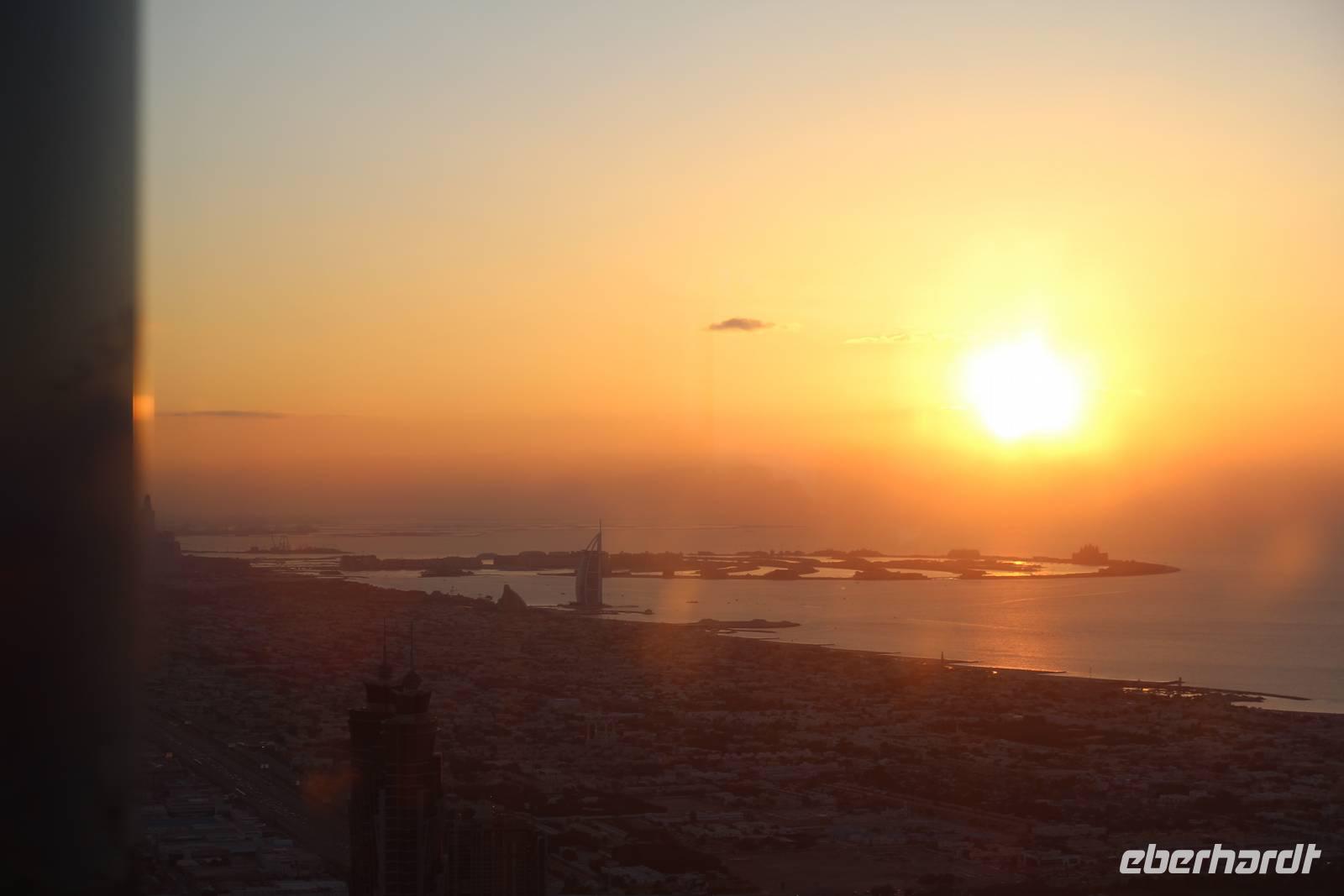 Sonnenuntergang über The Palm