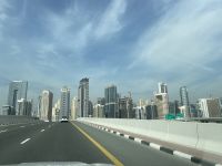 Fahrt mit der Metro zur Dubai Marina