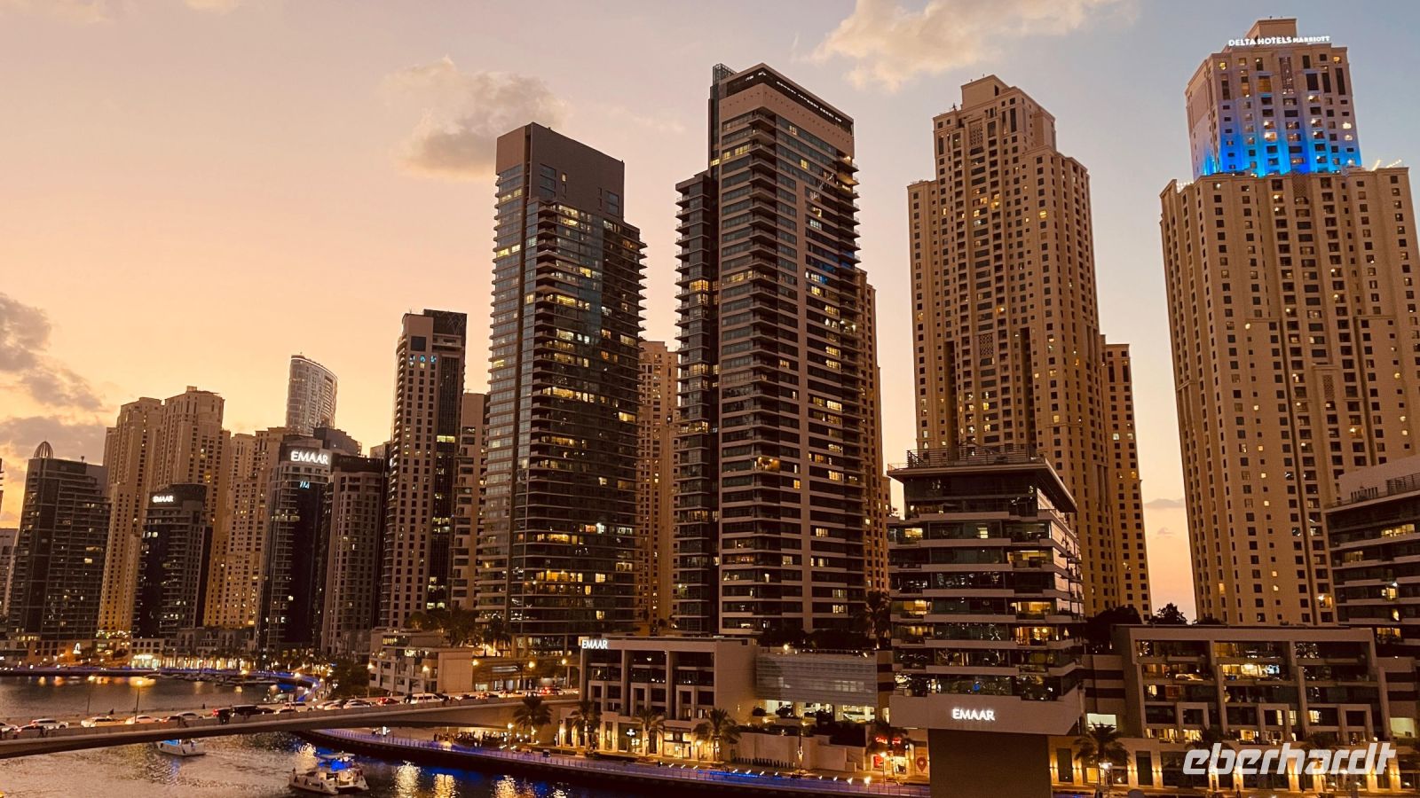 Dubai Marina - Blick vom Restaurant Cargo am Pier 7