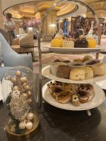 Teestunde im Emirates Palace Hotel