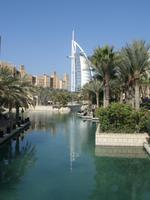 Blick vom Madinat Souk zum Burj al Arab