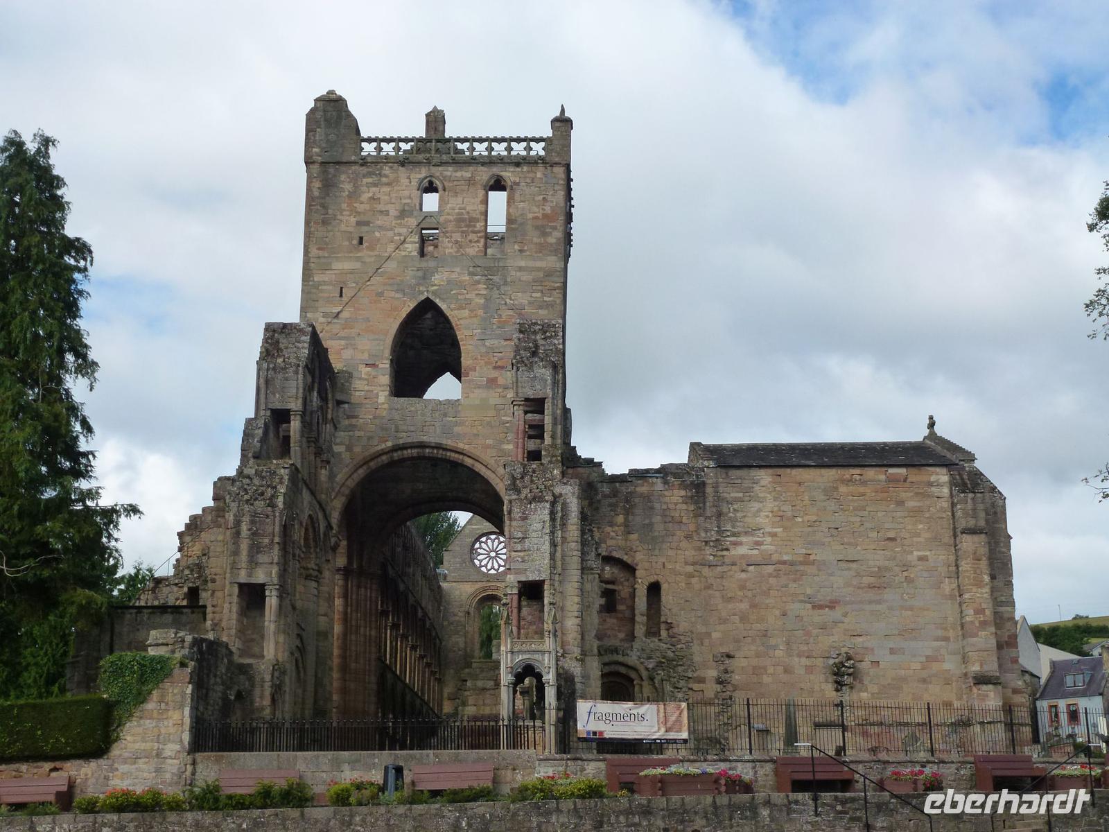 ...Jedburgh Abbey...