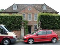 Lacock, Professor Slughorns Haus