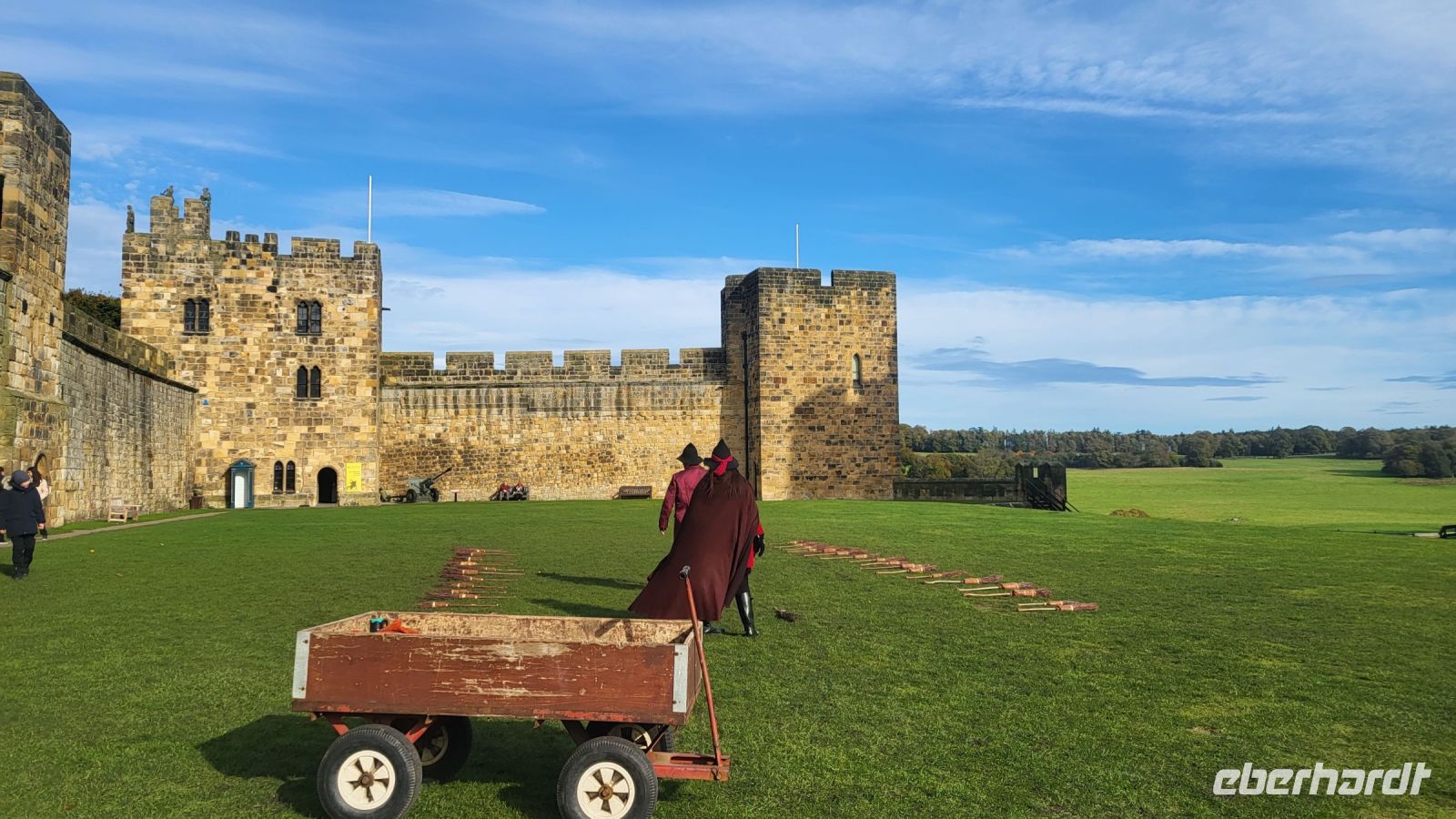 121 Alnwick Castle