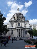 St. Pauls Kathedrale - der südwestliche Turm beherbergt die riesige Treppe zum Astronomieturm ;)