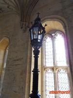 Neben dieser Lampe stand Prof. McGonagall