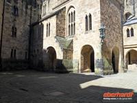 dieser Innenhof von Alnwick Castle ist auch im ersten Film zu sehen