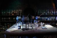 069 Zaubertra¨nke Klassenzimmer