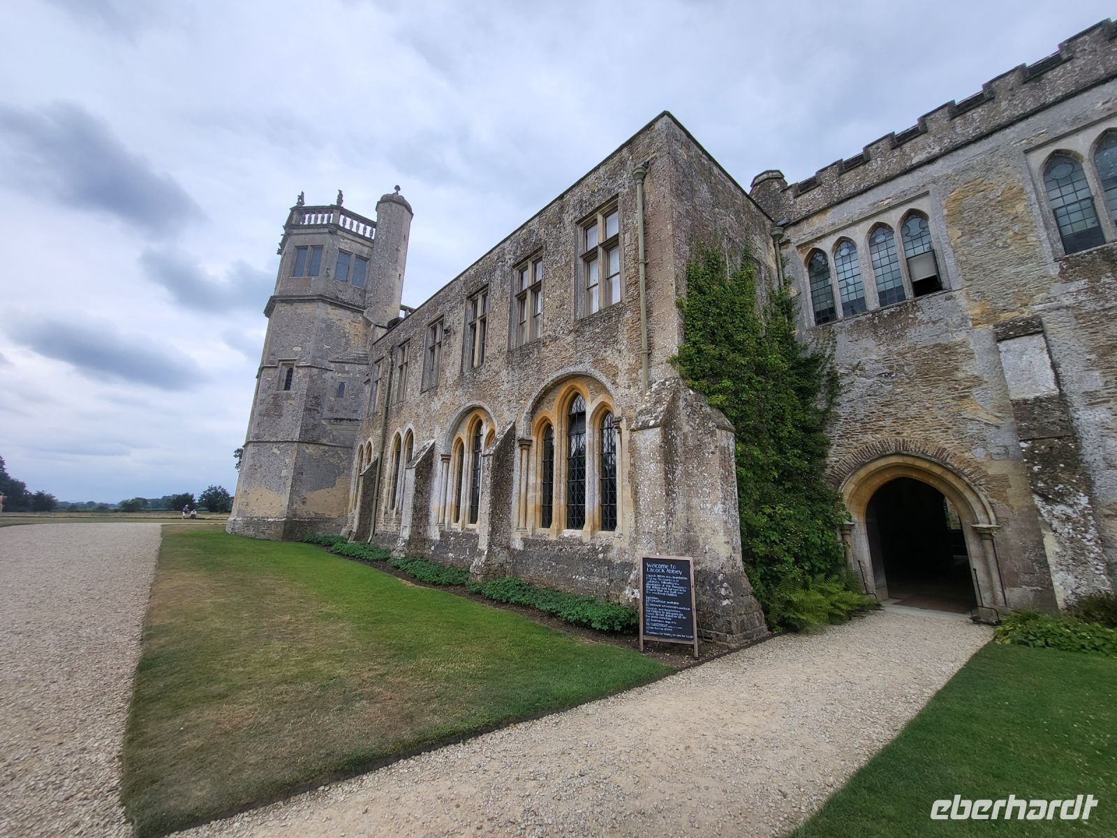 150 – England, Lacock, Abtei