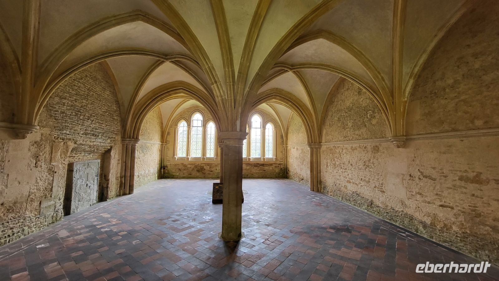 095 – England, Lacock, Abbey