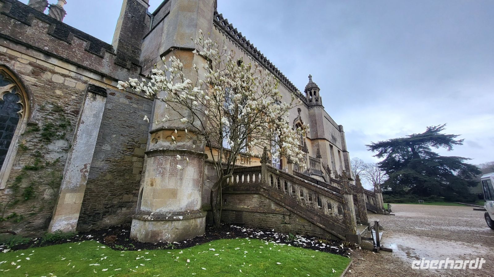 105 – England, Lacock, Abbey