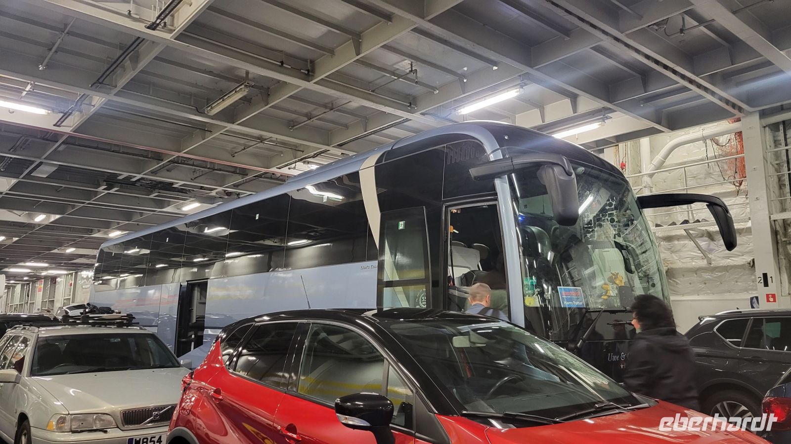 003 – Stena Line, Der Bus auf dem Autodeck