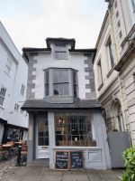 Windsor. The crocked House