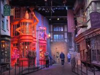 Warner Bros. Filmstudio. Winkelgasse