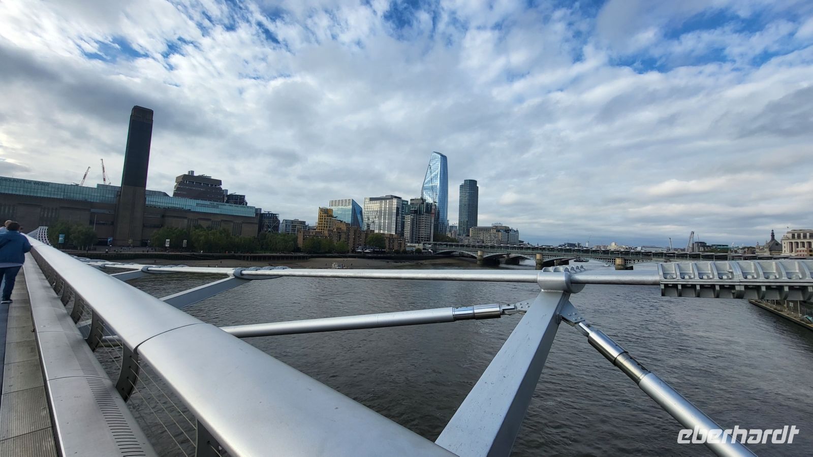 005  Londons Skyline