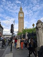 Westminster - mit Wahrzeichen; Uhrturm mit 