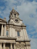 rechter Uhrenturm der St. Pauls Kathedrale, innen das gedrehte Treppenhaus (Teil 3 und 4) - London