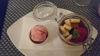 Nachtisch im Waldorf Hilton