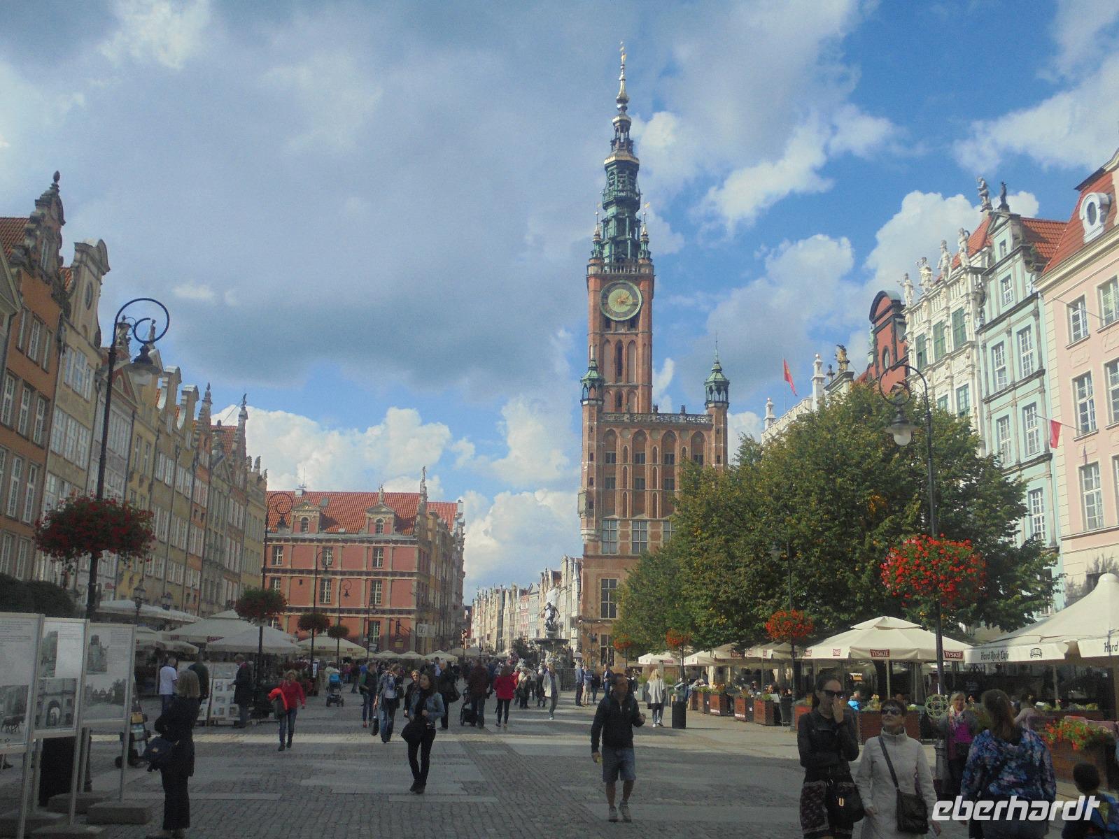 Danziger Markt mit Rathaus