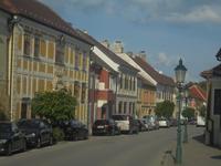 Rust am Neusiedler See im österreichischen Burgenland, Straße in der Altstadt