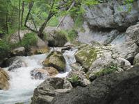 Wasserspiele in der Schlucht