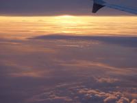 Landeanflug im Sonnenuntergang