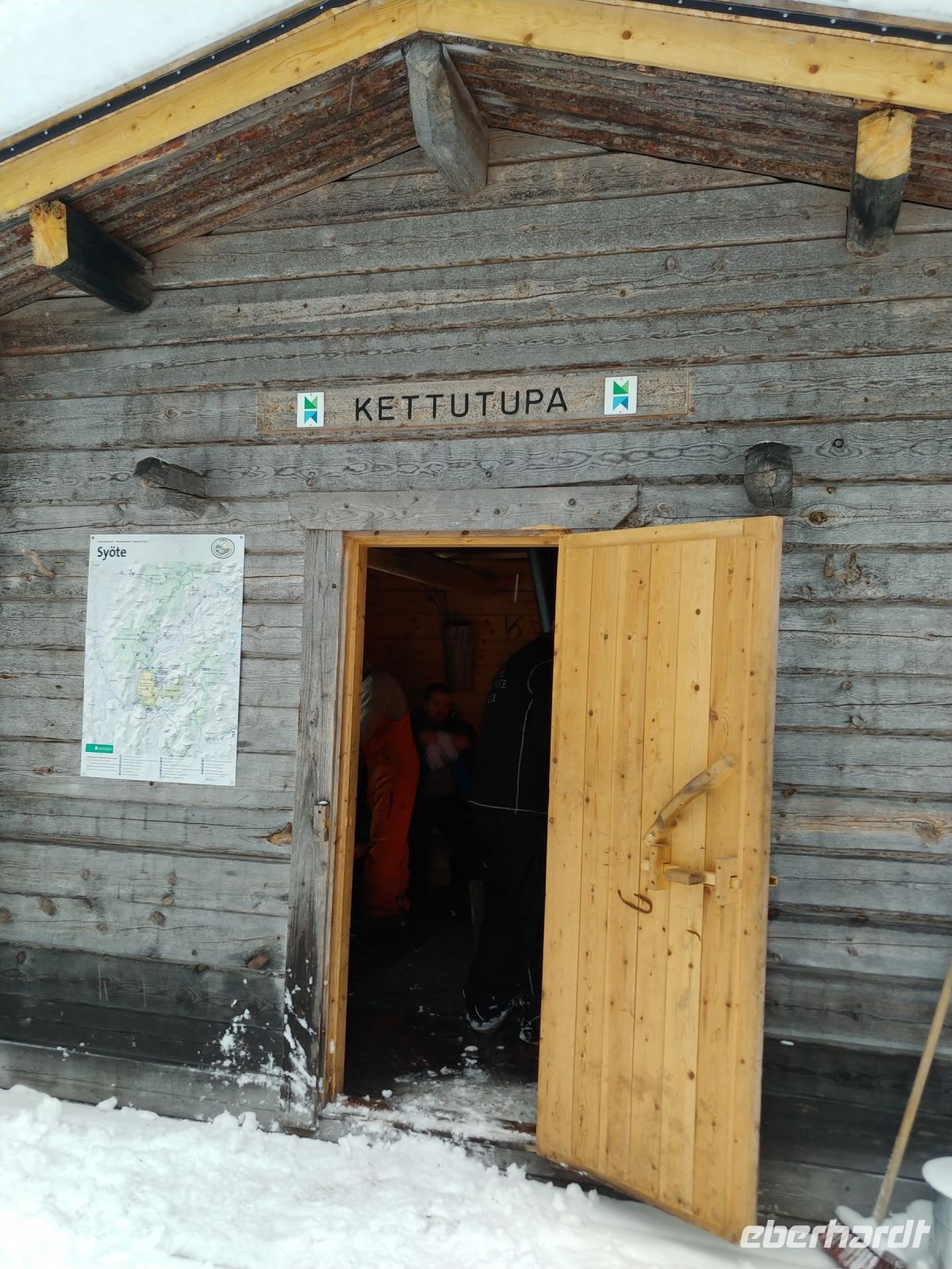 Pause Schneemobil-Fahrt