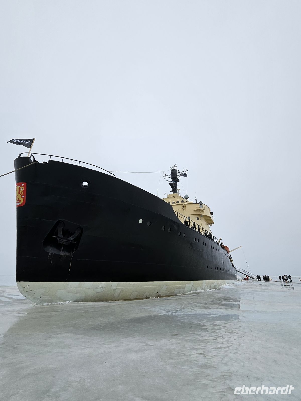 4. Tag - Zwischenstopp mit Spaziergang auf dem Eis