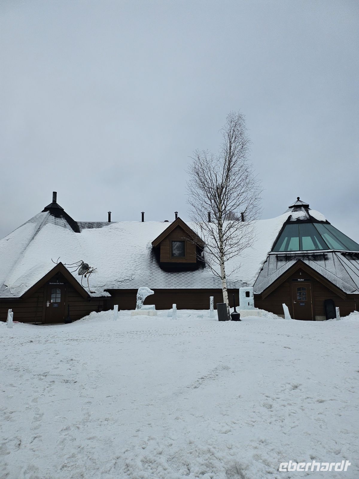 6. Tag - Arctic Snow Hotel (1)