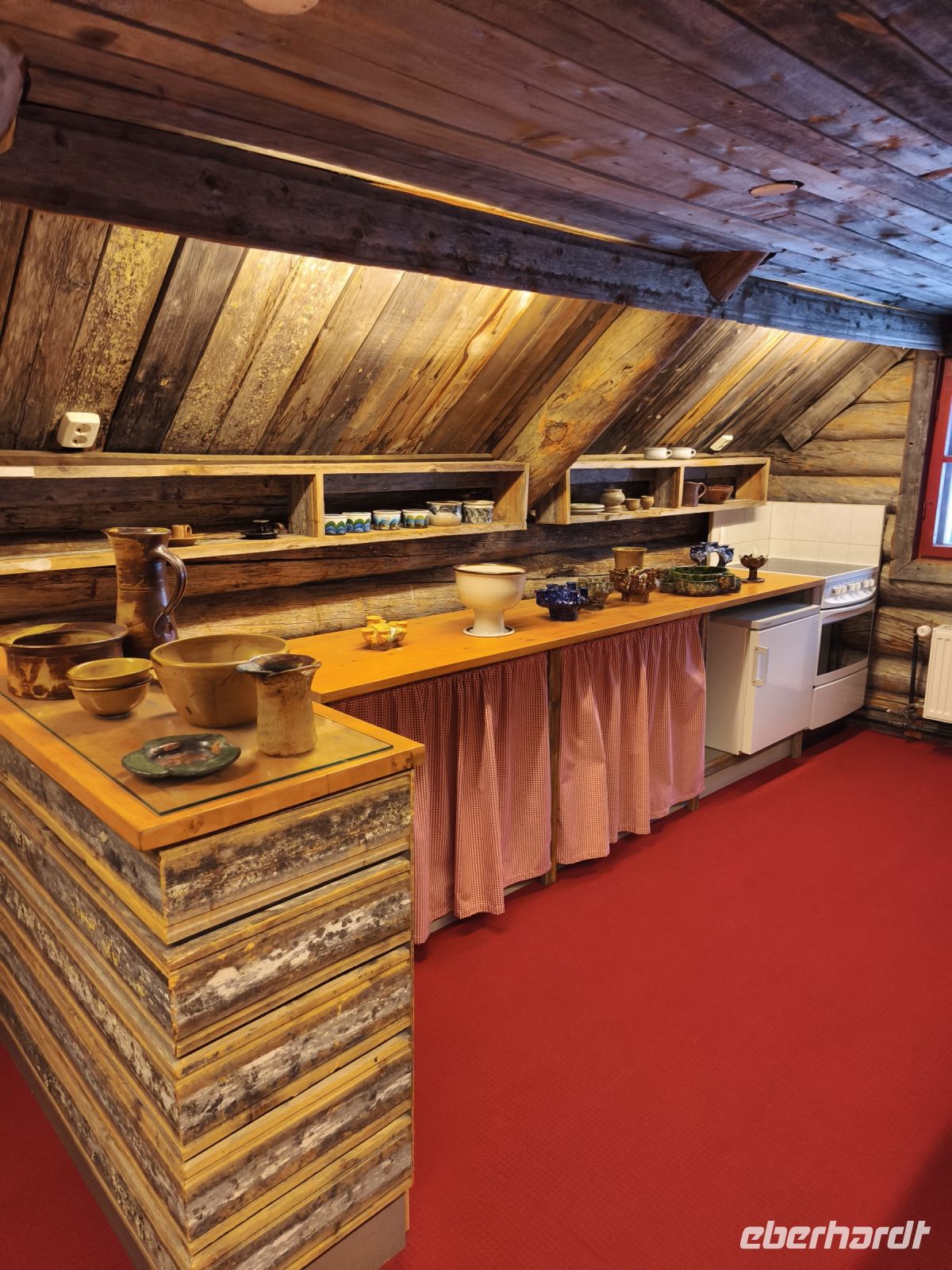 Museums Haus einer ursprünglichen Hütte Lappland, Finnland