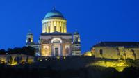 Esztergom bei Nacht