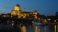 Esztergom bei Nacht
