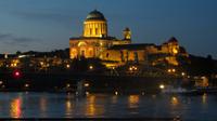 Esztergom bei Nacht