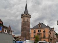 Kapellturm und Rathaus in Obernai