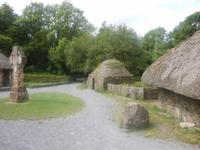 nachgebautes frühchristliches Dorf im Heritage Park