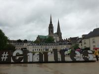 020. Chartres