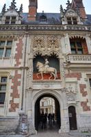 das Portal von Blois mit Ludwig XII. im spätgotischen flamboyant Stil