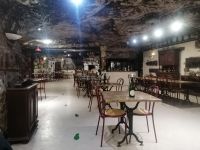 Restaurant in der Höhle La Cave aux Foueés