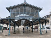 Nicht nur beim Eiffelturm beliebtes Baumaterial: Gemüsemarkt Chartres
