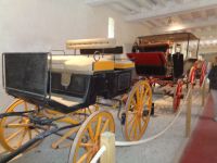 Wirtschaftsgebäude und Gärten