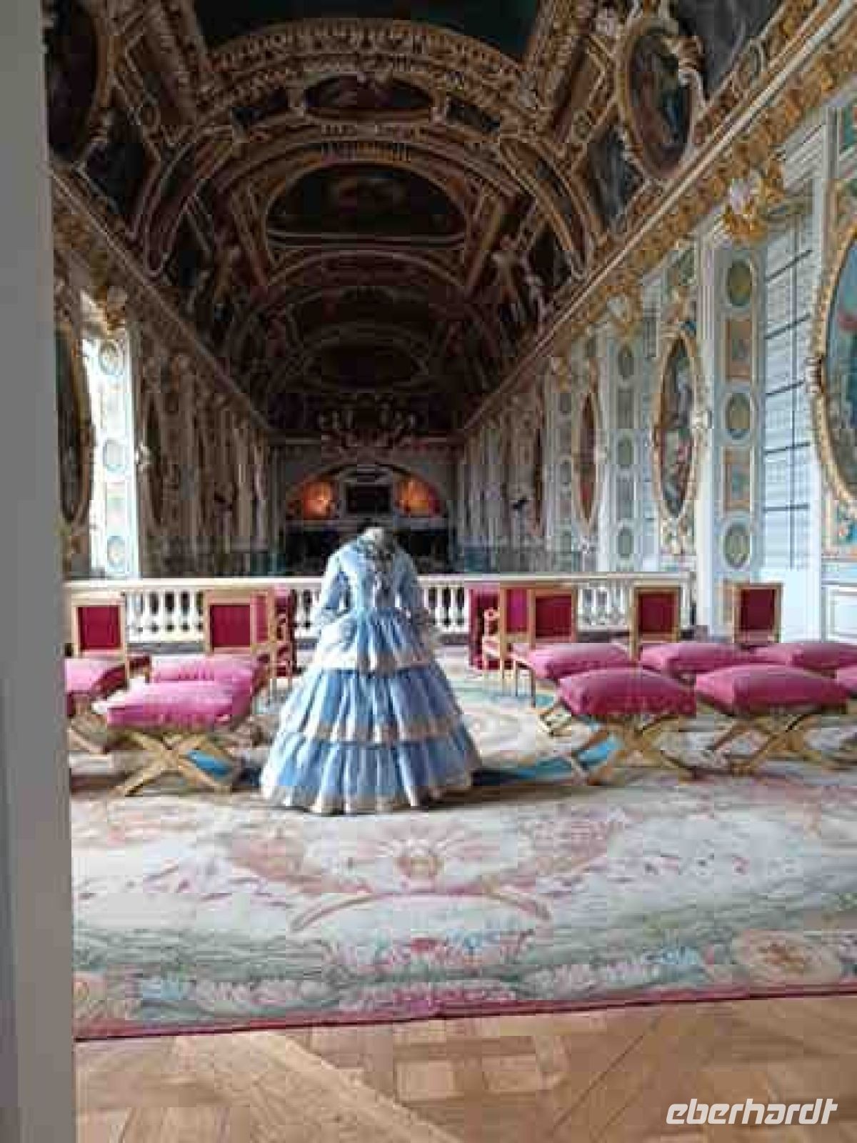 Schloss Fontainebleau - Schlosskapelle, Blick vom königlichen Balkon in die Kapelle