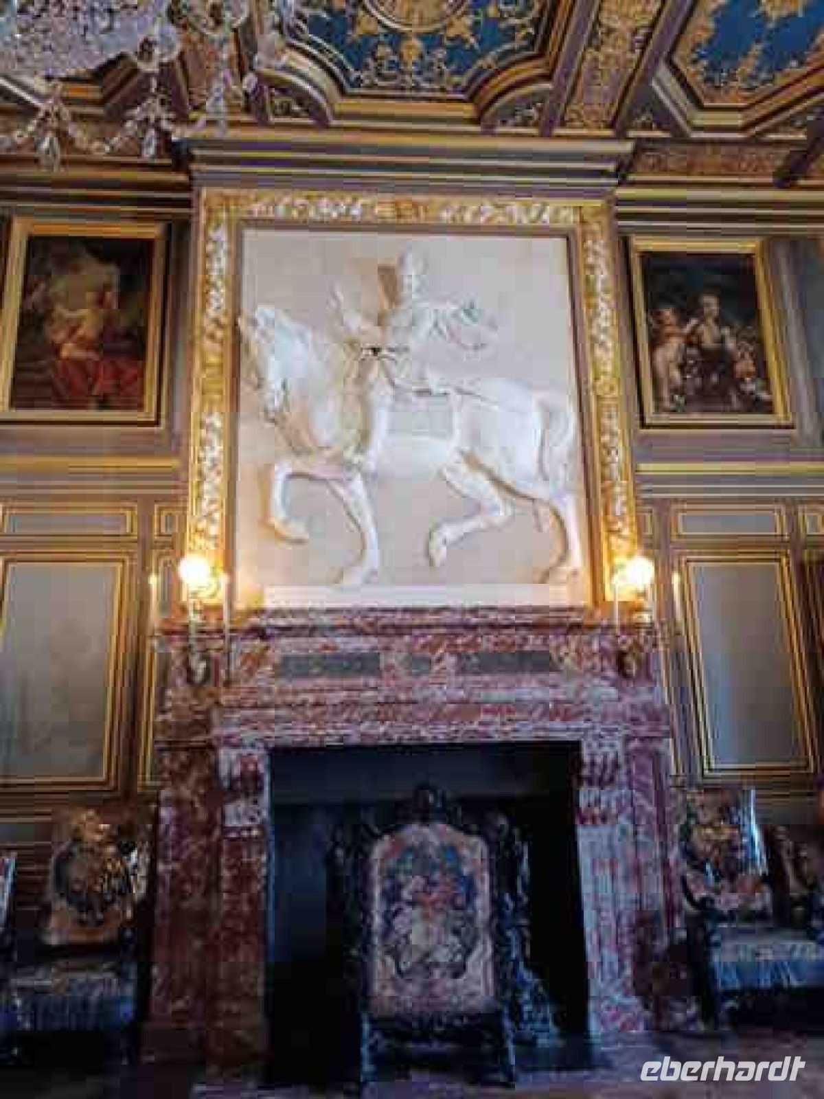 Schloss Fontainebleau - Kamin mit Schmuckelement