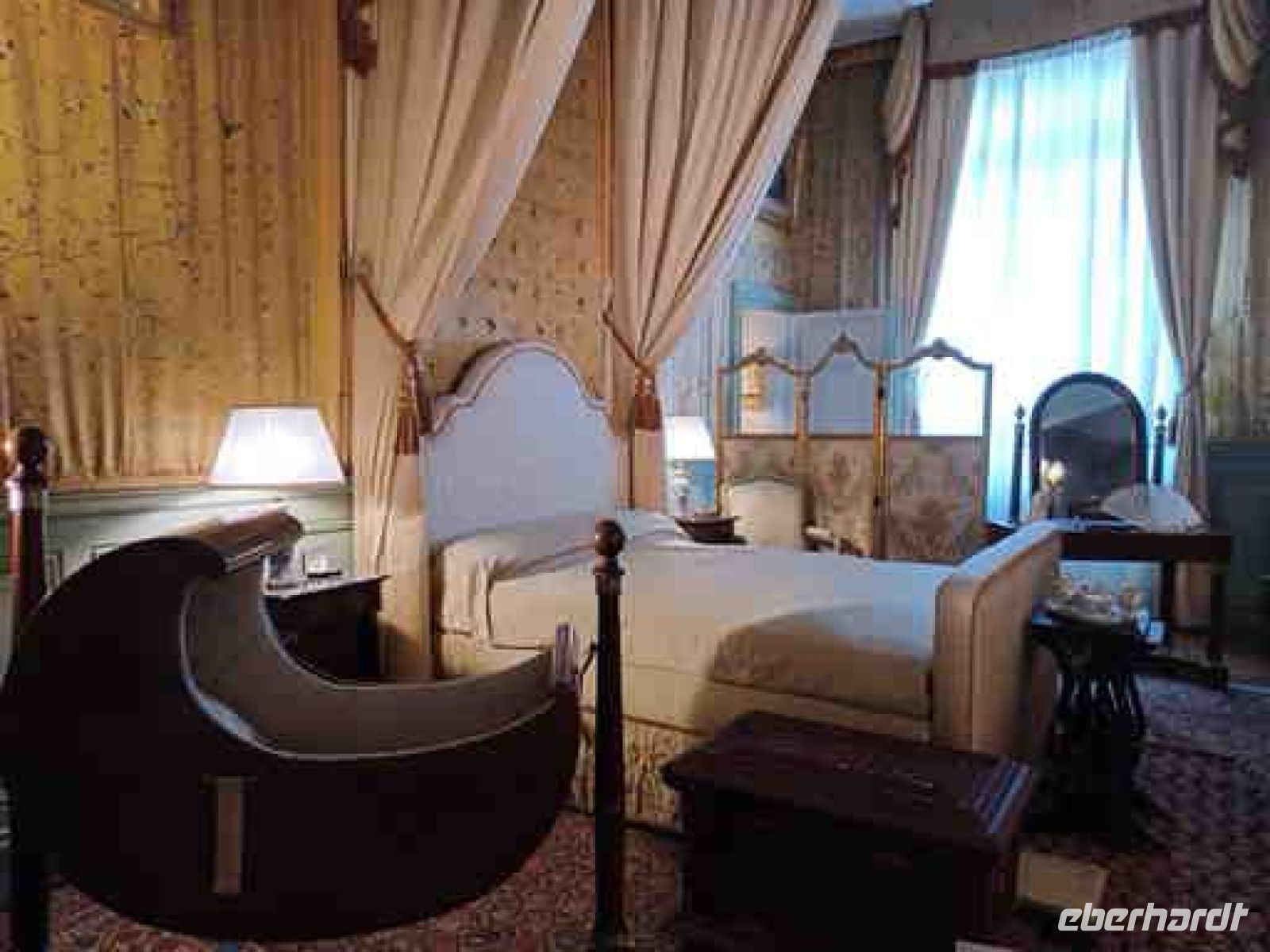 Schloss Cheverny - Schlafzimmer mit Kinderwiege