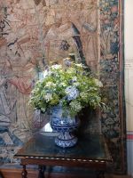 Chenonceau - frischer Blumenstrauß im Wanddekor