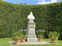 Leonardo da Vinci Denkmal im Park