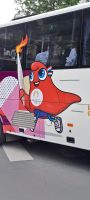 Paris, Bus mit Olympiadekor
