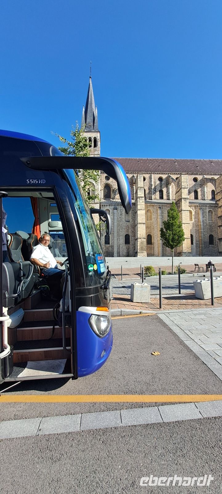 Reims, St Remi mit Bus