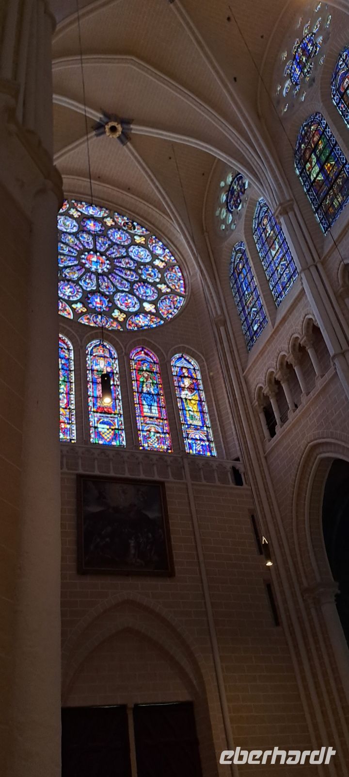 Chartres, Buntglasfenster