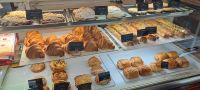 Chartres, Croissants frisch aus dem Ofen