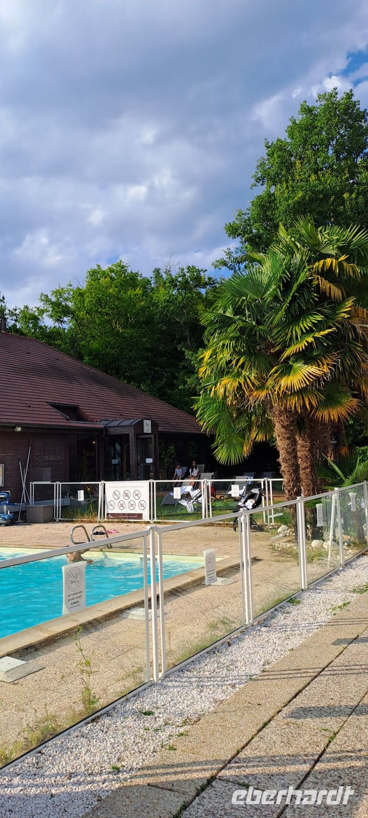 Fontainebleau, Hotelpool